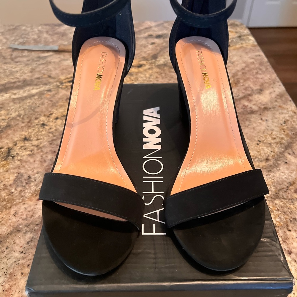 Fashion Nova Elegant Black Heels